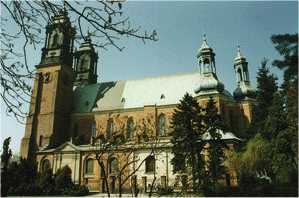 bazylika poznan 1