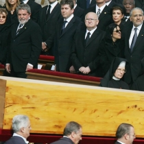 1012875 560380817393595 824055292 n