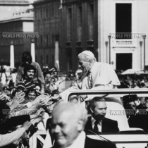 10336708 581226075309069 6971271292576640508 n