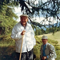 12074698 830977567000584 7943785787575845560 n