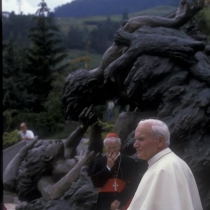 19085 756629187768756 4540654336980391930 n