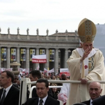 2036612-ap11050106808-643-482