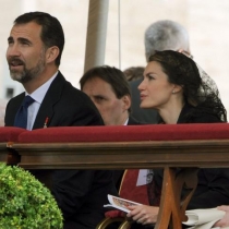 2037858-hiszpanski-ksiaze-filip-z-malzonka-643-482