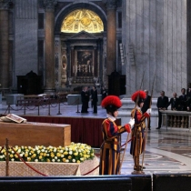 225759 409156849182660 2138402707 n