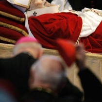 2b6d27170bcae82a5471719de0469cdb,21,1