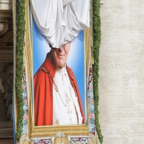 310076 409150619183283 2122936245 n