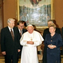 62c15611014a19f4ce91ef7cfcdd483d,21,1