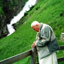 af576d7eb23814fd14543896f1563a84,21,1